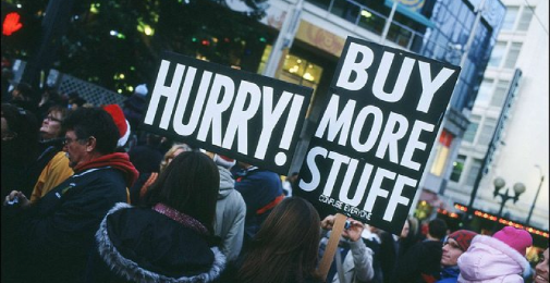 انتہائی صارفیت(Hyper-Consumerism) کا رجحان اور سرمایہ دارانہ محرکات کا جائزہ