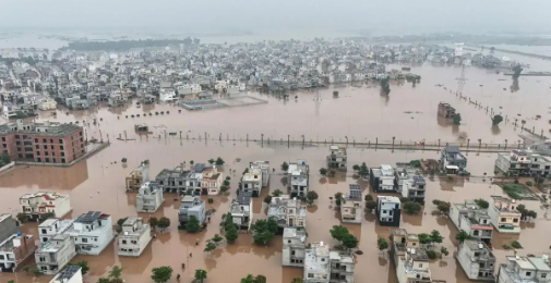 پانی کا فطری قانون، ہمارے رویے اور ذمہ داریاں